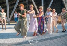 Knurów: Taneczna niedziela przy knurowskiej tężni
